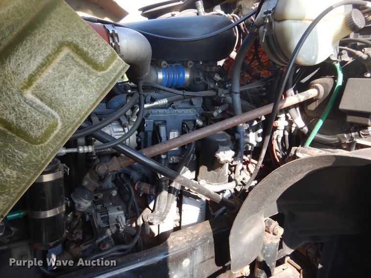 image for item FT9022 2005 Mack Granite  grapple truck