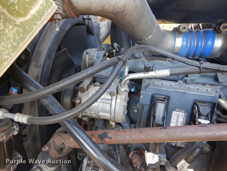 image for item FT9022 2005 Mack Granite  grapple truck