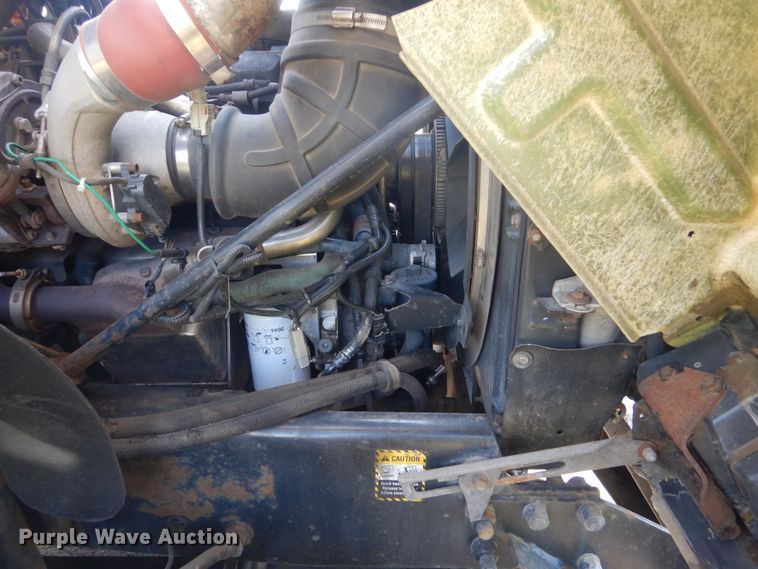 image for item FT9022 2005 Mack Granite  grapple truck