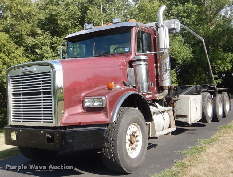 image for item FT9023 1998 Freightliner FLD  hook lift truck