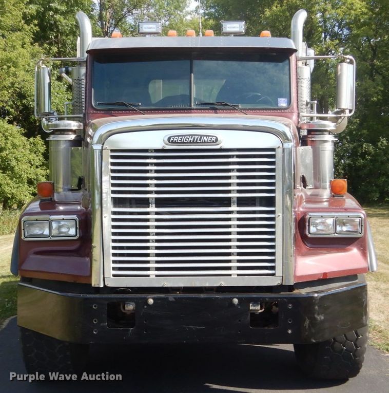 image for item FT9023 1998 Freightliner FLD  hook lift truck