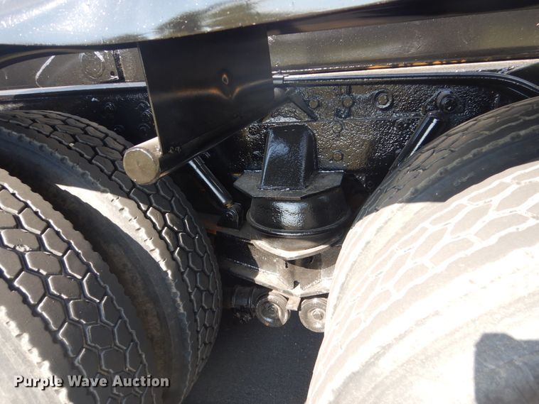 image for item FT9023 1998 Freightliner FLD  hook lift truck