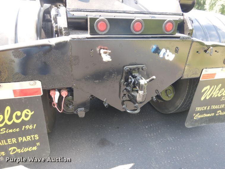 image for item FT9023 1998 Freightliner FLD  hook lift truck