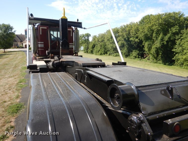 image for item FT9023 1998 Freightliner FLD  hook lift truck