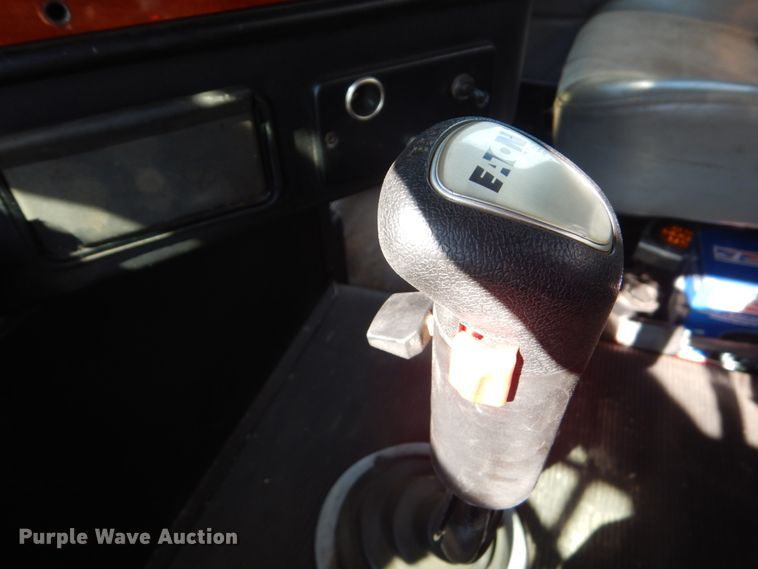 image for item FT9023 1998 Freightliner FLD  hook lift truck