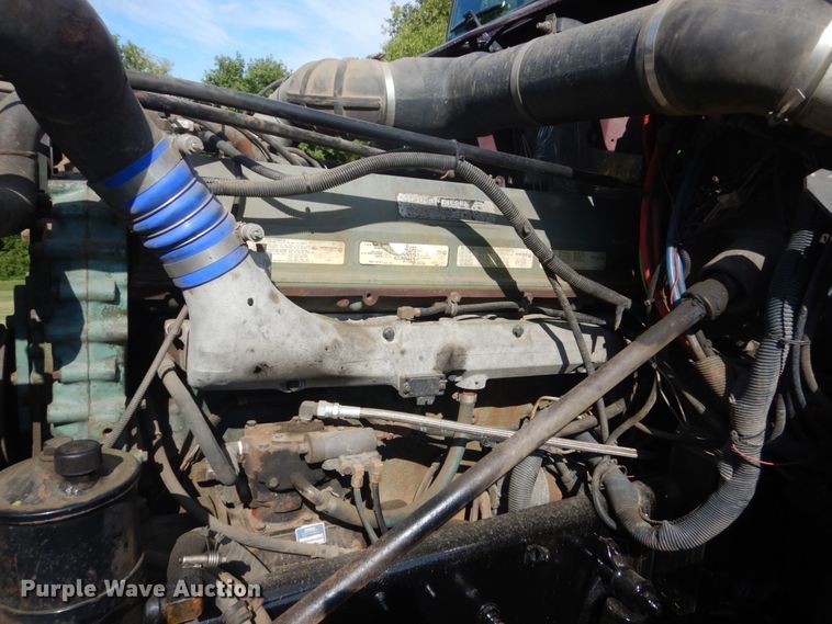 image for item FT9023 1998 Freightliner FLD  hook lift truck