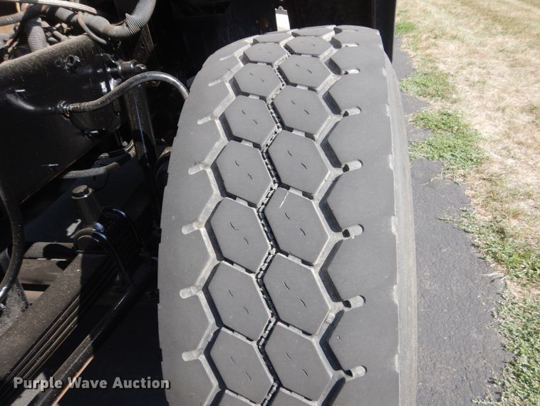 image for item FT9023 1998 Freightliner FLD  hook lift truck