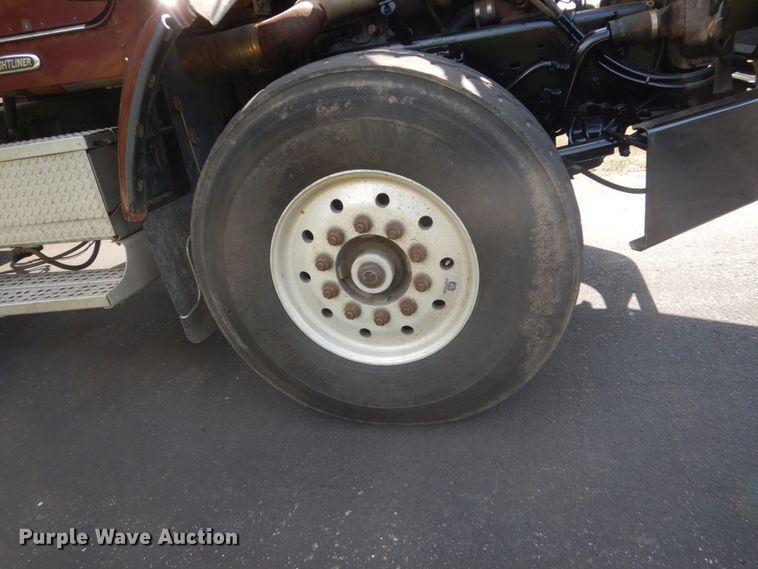 image for item FT9023 1998 Freightliner FLD  hook lift truck