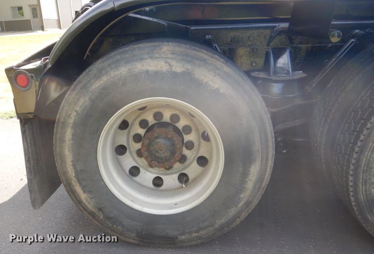 image for item FT9023 1998 Freightliner FLD  hook lift truck