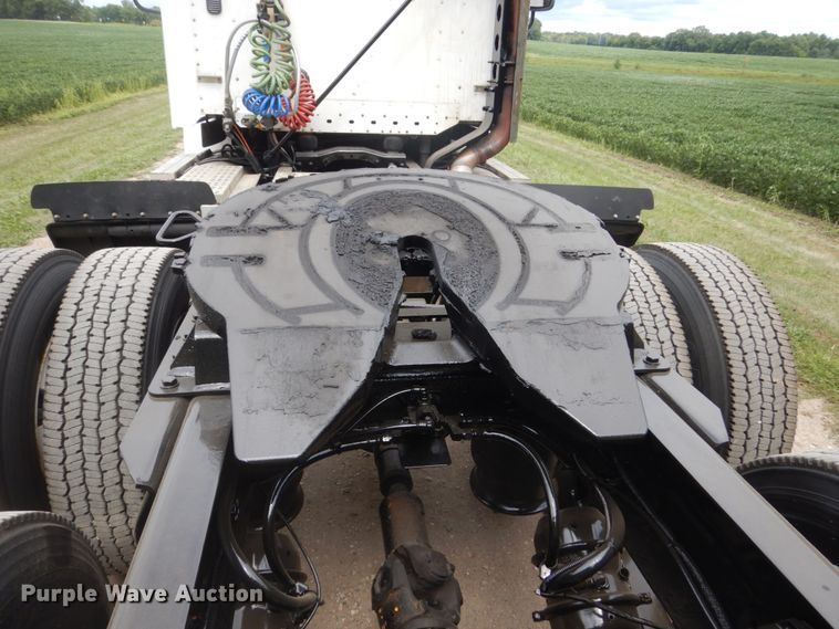 image for item FT9031 2008 Freightliner Century Class  semi truck