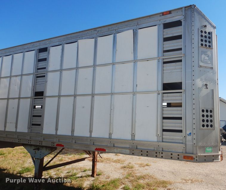 image for item GE9456 1991 Barrett 90L6369 Cattle Pot livestock trailer