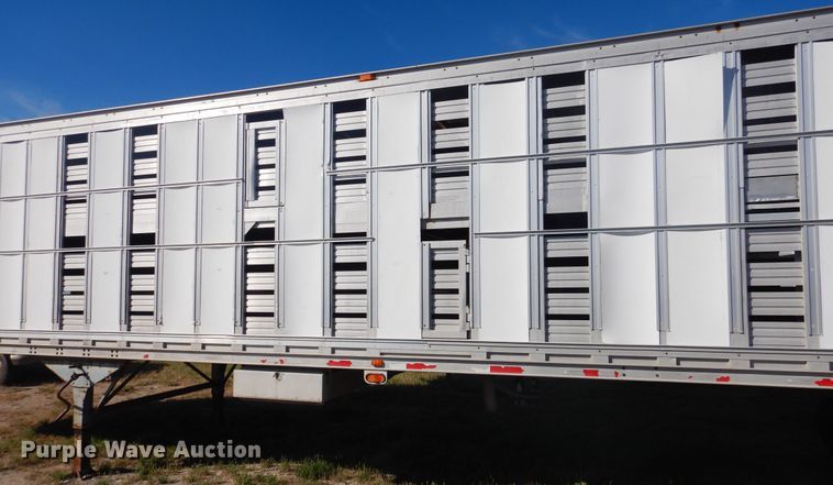 image for item GE9456 1991 Barrett 90L6369 Cattle Pot livestock trailer