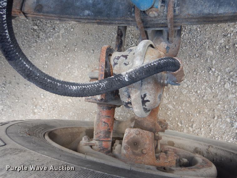 image for item GM9095 1993 Peterbilt 379  semi truck