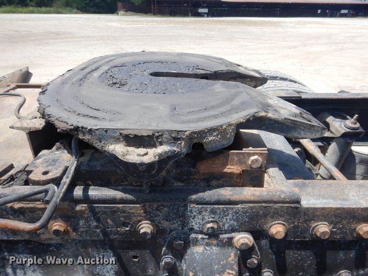 image for item GM9095 1993 Peterbilt 379  semi truck