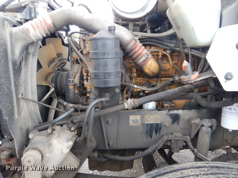 image for item GM9100 2006 Kenworth T800  semi truck