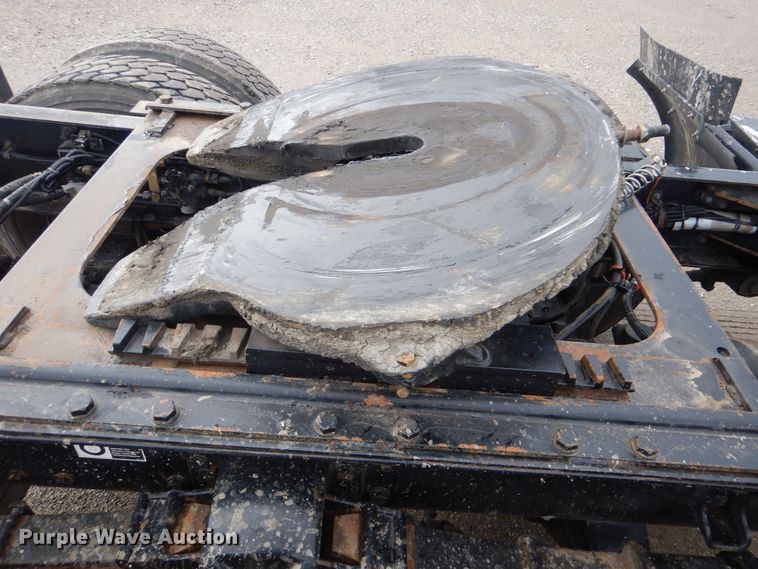 image for item GM9100 2006 Kenworth T800  semi truck