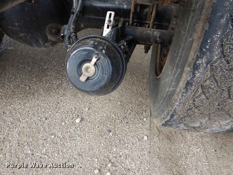 image for item GM9100 2006 Kenworth T800  semi truck