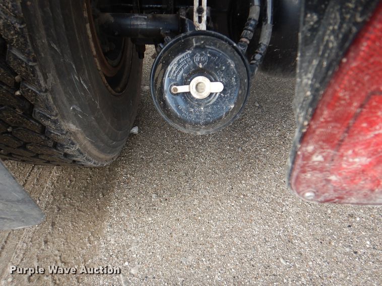 image for item GM9100 2006 Kenworth T800  semi truck