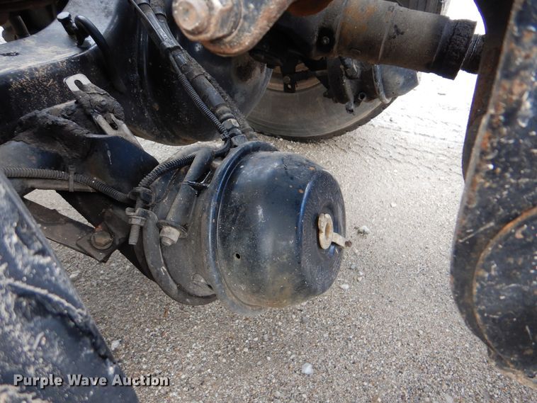 image for item GM9100 2006 Kenworth T800  semi truck