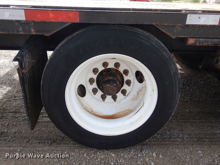 image for item GM9101 2012 Fontaine HCVSD22TAF flatbed trailer