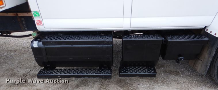 image for item GM9106 2004 GMC C7500  Crew Cab flat dump bed truck