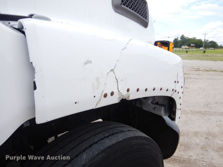 image for item GM9106 2004 GMC C7500  Crew Cab flat dump bed truck