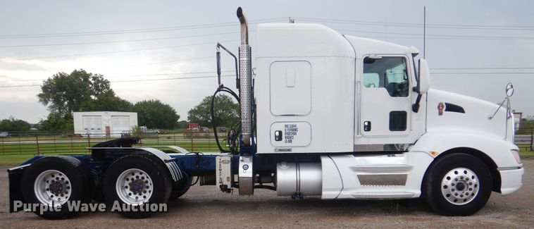 image for item GM9113 2012 Kenworth T660  semi truck