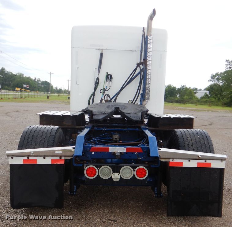 image for item GM9113 2012 Kenworth T660  semi truck