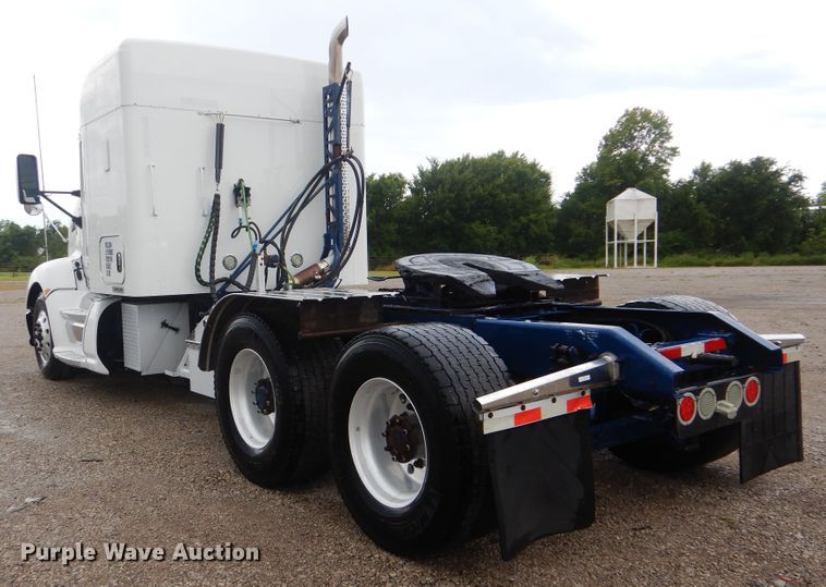 image for item GM9113 2012 Kenworth T660  semi truck