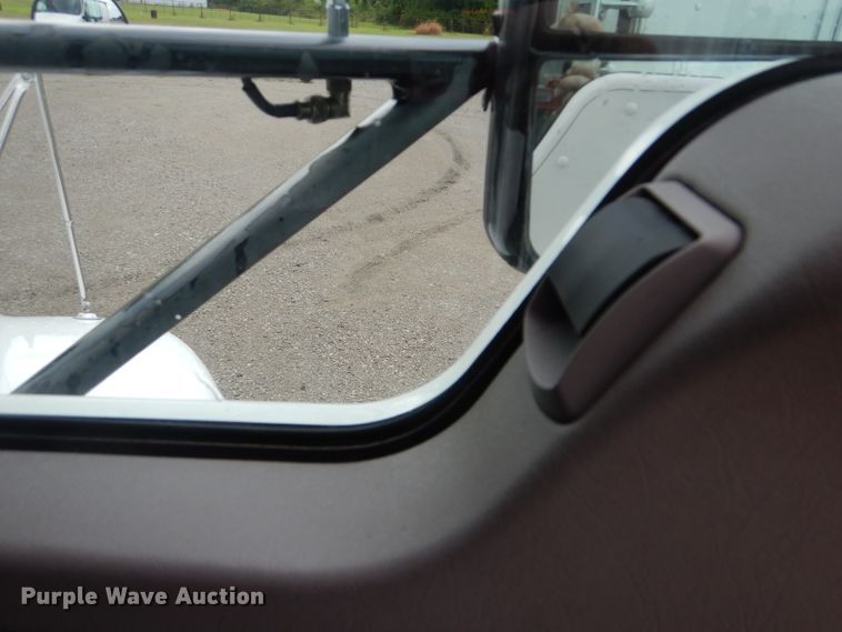 image for item GM9113 2012 Kenworth T660  semi truck