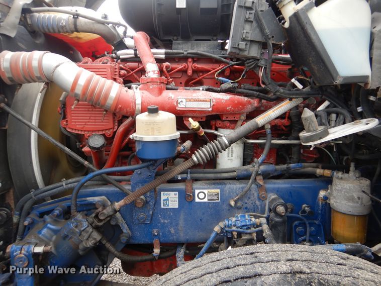 image for item GM9113 2012 Kenworth T660  semi truck