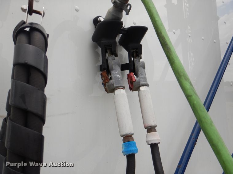 image for item GM9113 2012 Kenworth T660  semi truck