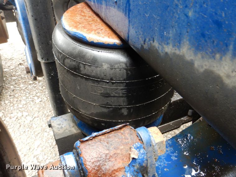 image for item GM9113 2012 Kenworth T660  semi truck