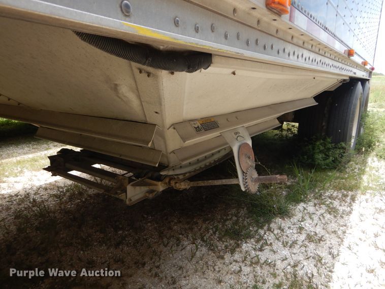 image for item GV9206 2011 Wilson DWH-551 double hopper bottom grain trailer