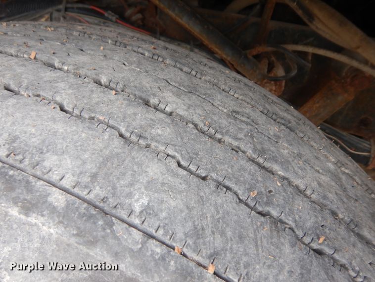 image for item HA9367 1991 International  semi truck