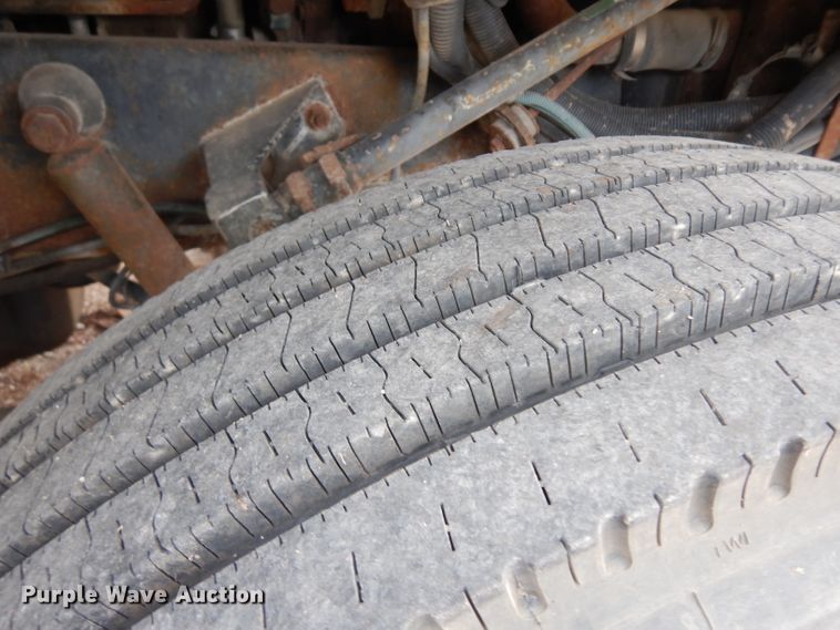 image for item HA9367 1991 International  semi truck