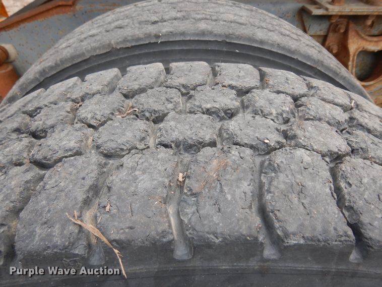 image for item HA9367 1991 International  semi truck