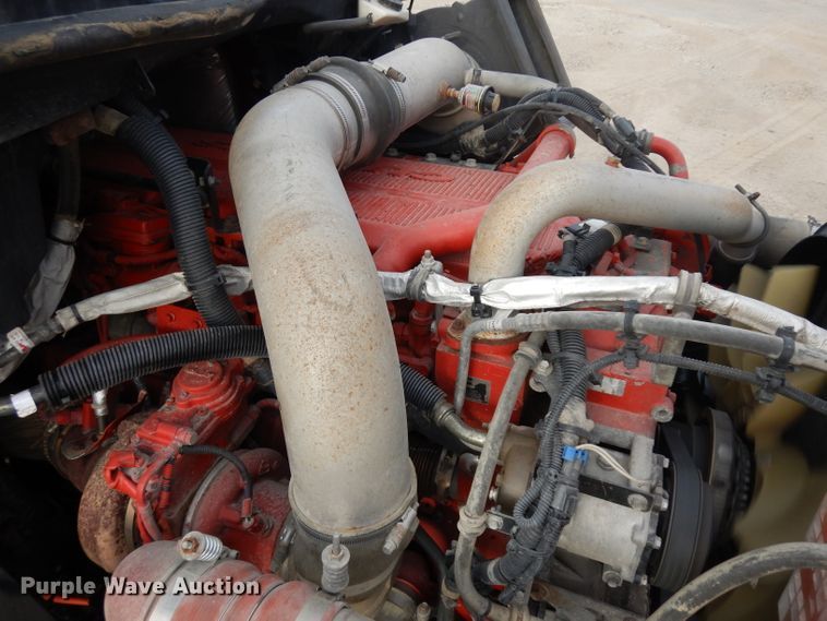 image for item HA9392 2015 International ProStar  semi truck