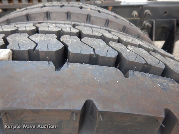 image for item HA9392 2015 International ProStar  semi truck