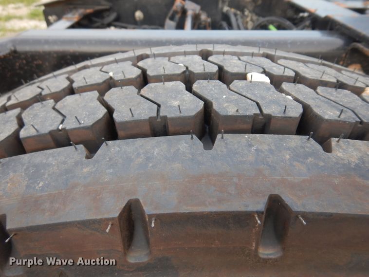 image for item HA9392 2015 International ProStar  semi truck