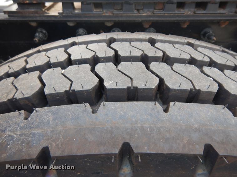 image for item HA9392 2015 International ProStar  semi truck