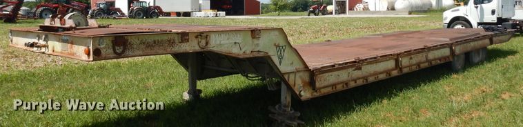 image for item HA9427 1974 Muv-All 4534A drop deck equipment trailer