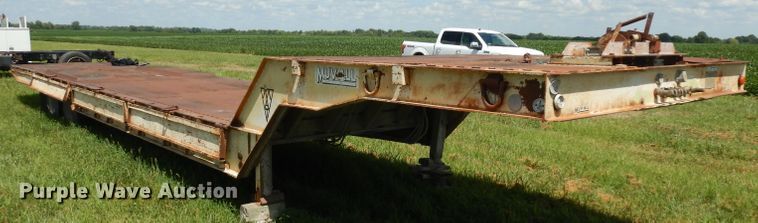 image for item HA9427 1974 Muv-All 4534A drop deck equipment trailer