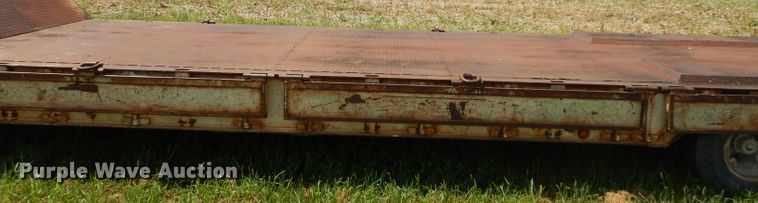 image for item HA9427 1974 Muv-All 4534A drop deck equipment trailer