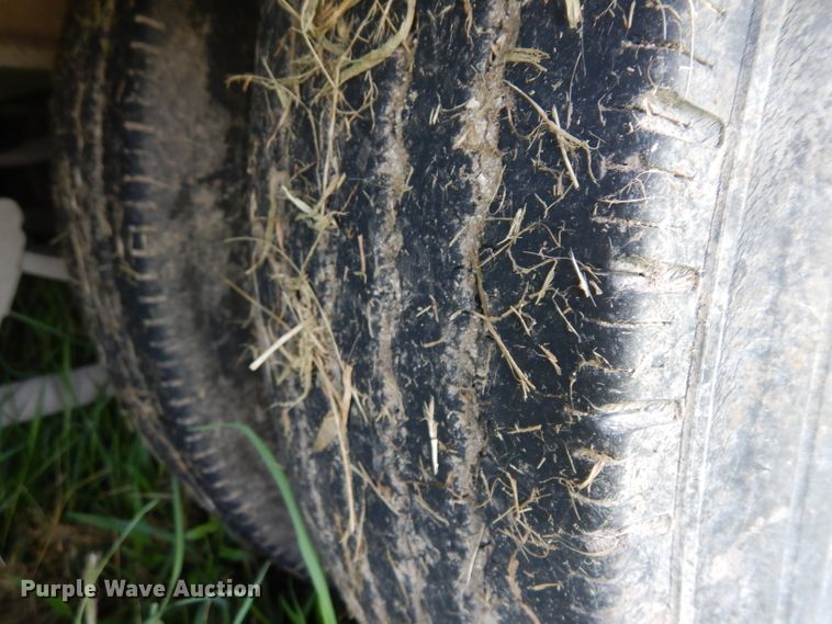 image for item HA9427 1974 Muv-All 4534A drop deck equipment trailer