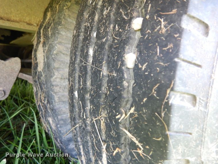 image for item HA9427 1974 Muv-All 4534A drop deck equipment trailer