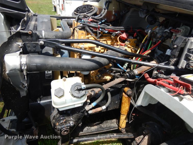 image for item HA9428 2007 Freightliner Business Class M2  truck cab and chassis