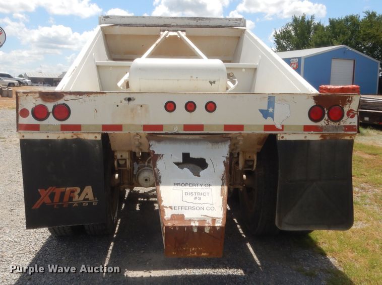image for item HB9282 2007 Lufkin bottom dump trailer
