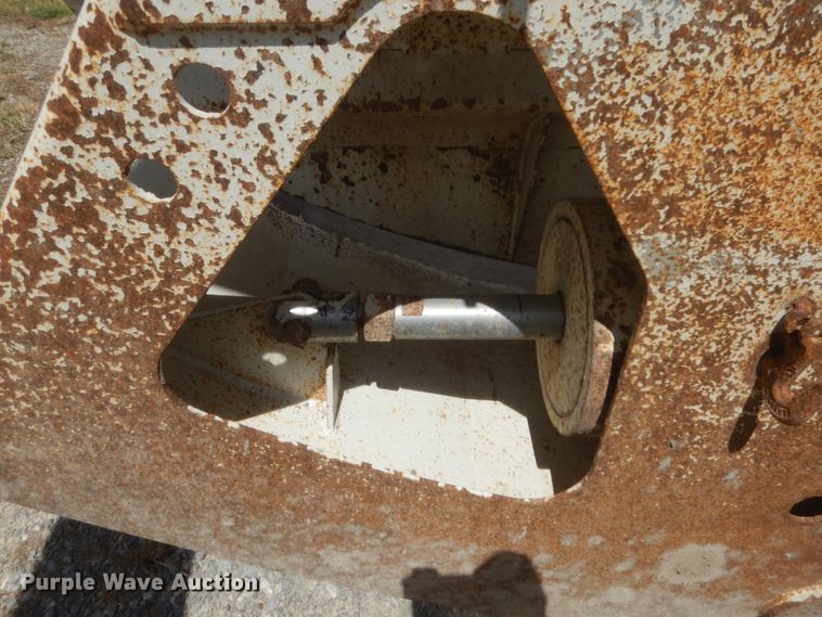 image for item HB9282 2007 Lufkin bottom dump trailer