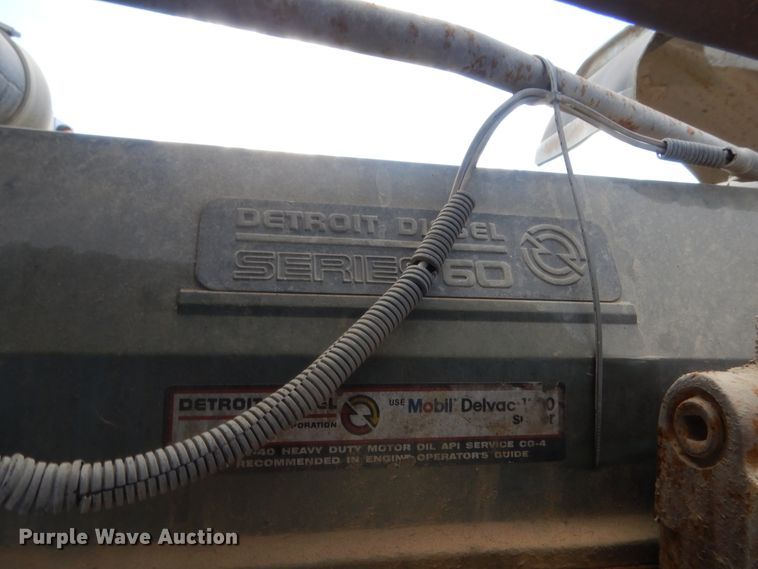 image for item HB9284 1997 Freightliner FLD  semi truck